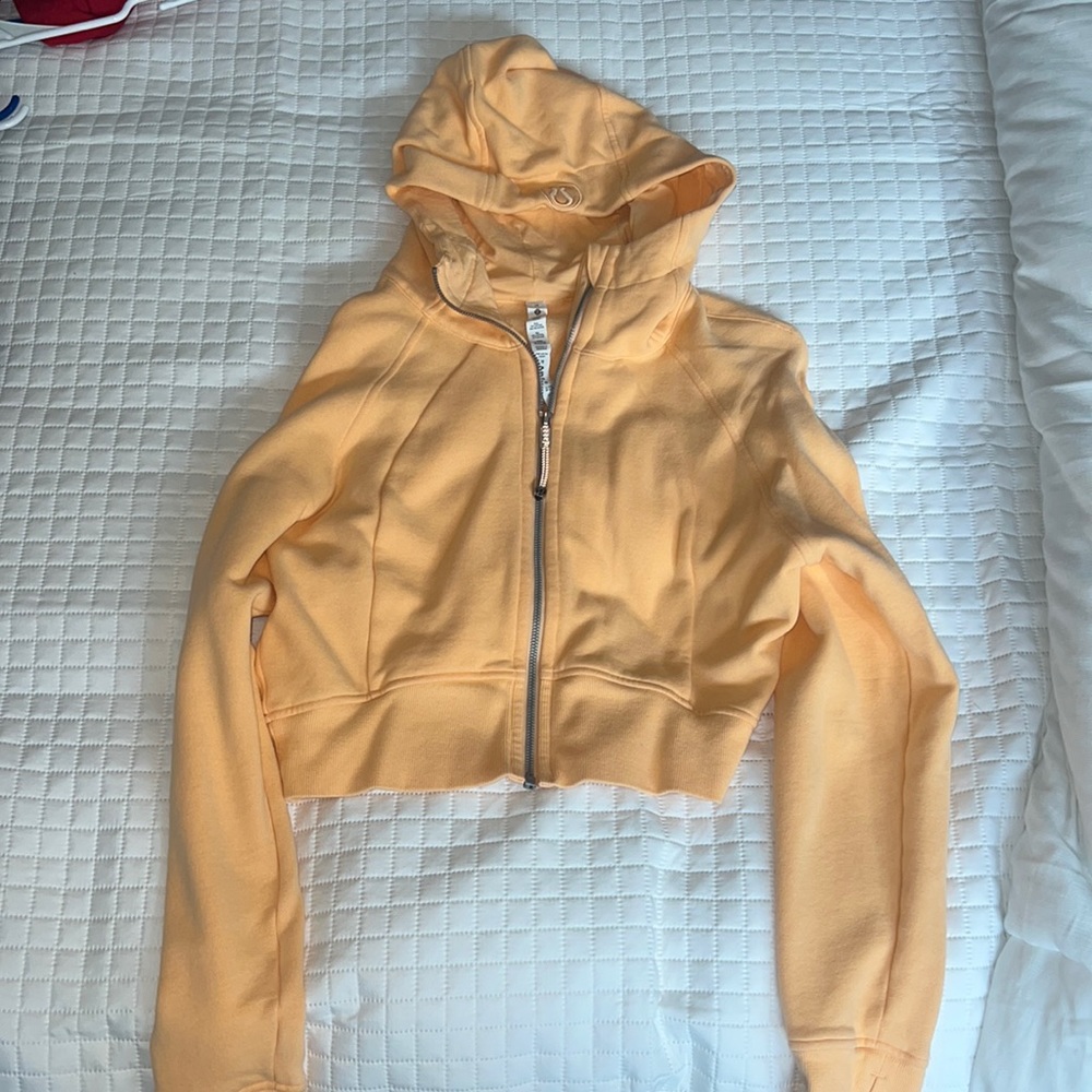 lululemon cropped full zip scuba